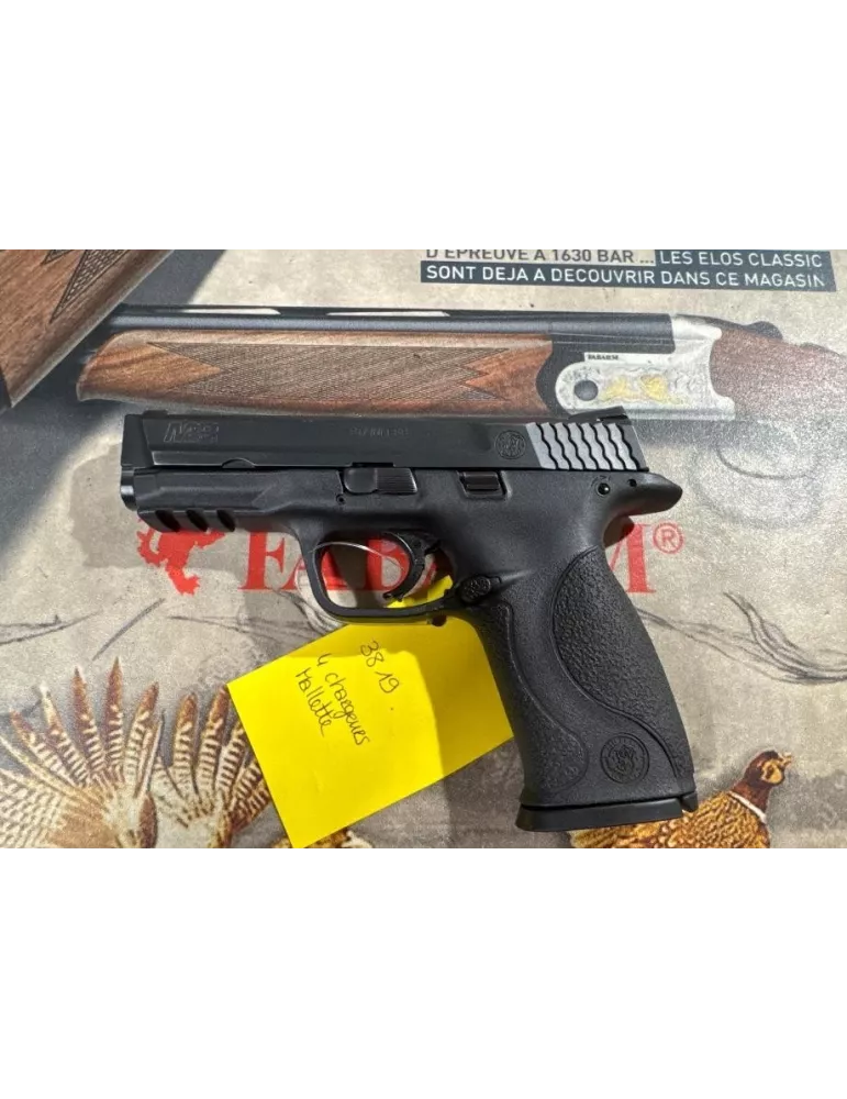 Pistolet Smith & Wesson M&P9 9x19mm para