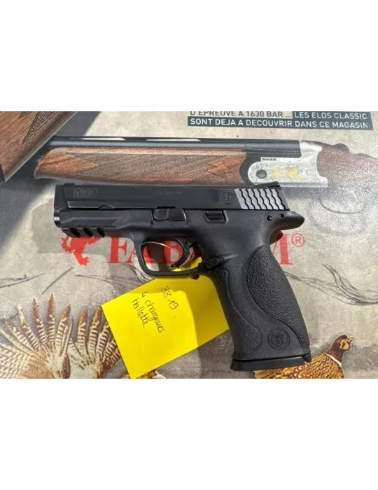 Pistolet Smith & Wesson M&P9 9x19mm para