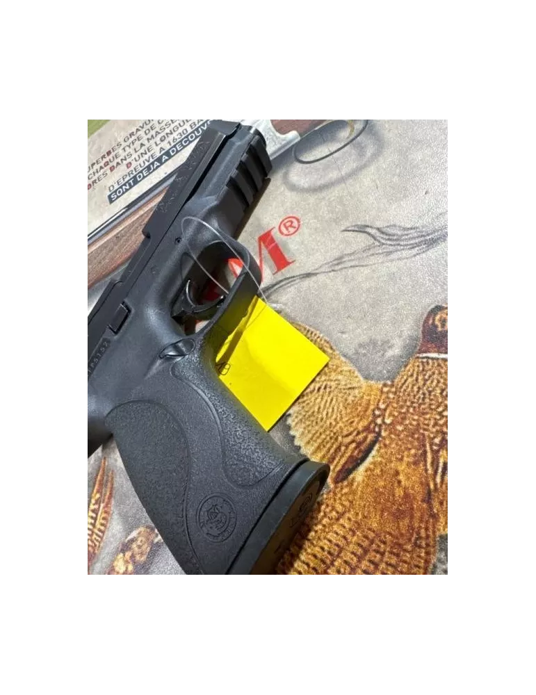 Pistolet Smith & Wesson M&P9 9x19mm para