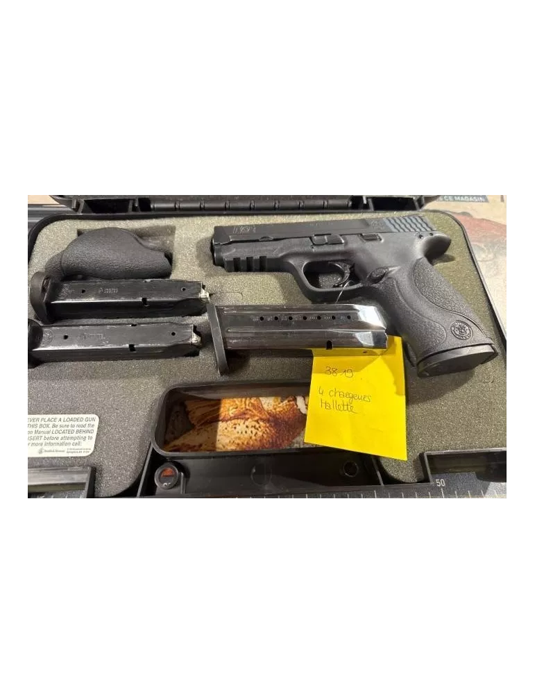 Pistolet Smith & Wesson M&P9 9x19mm para