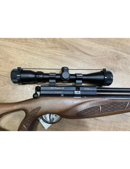 Carabine air comprimé PCP BSA Brigadier cal.5.5mm 40J + lunette 3-9x40