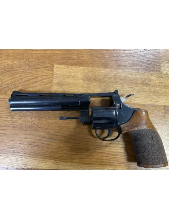 Revolver Colt Python cal.357 Magnum